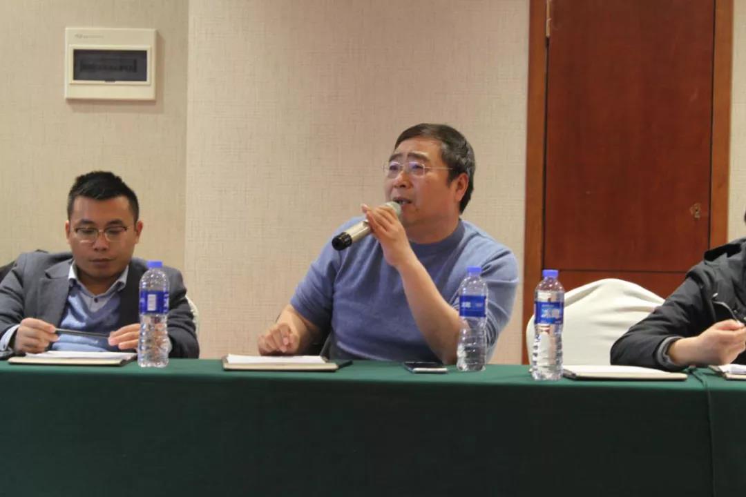 中國復合材料工業(yè)協(xié)會復合材料纏繞專委會第二屆換屆籌備大會成功召開