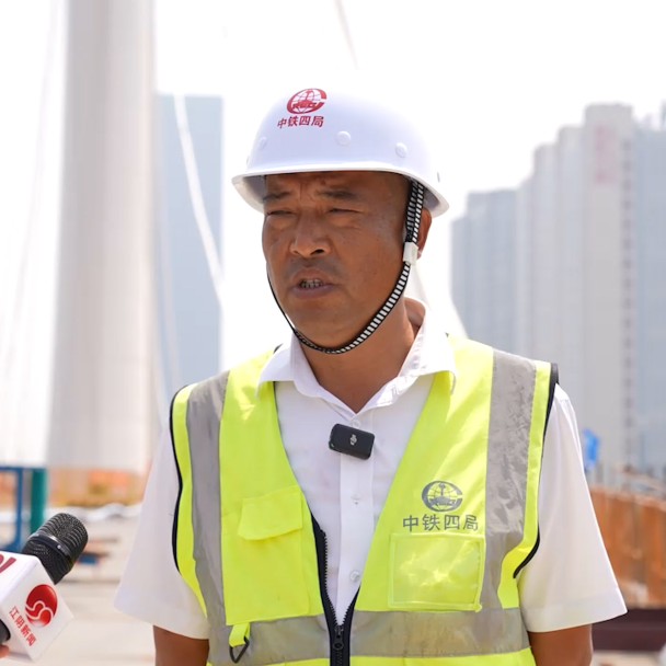 國內(nèi)最長碳纖維復合材料斜拉索亮相江陰